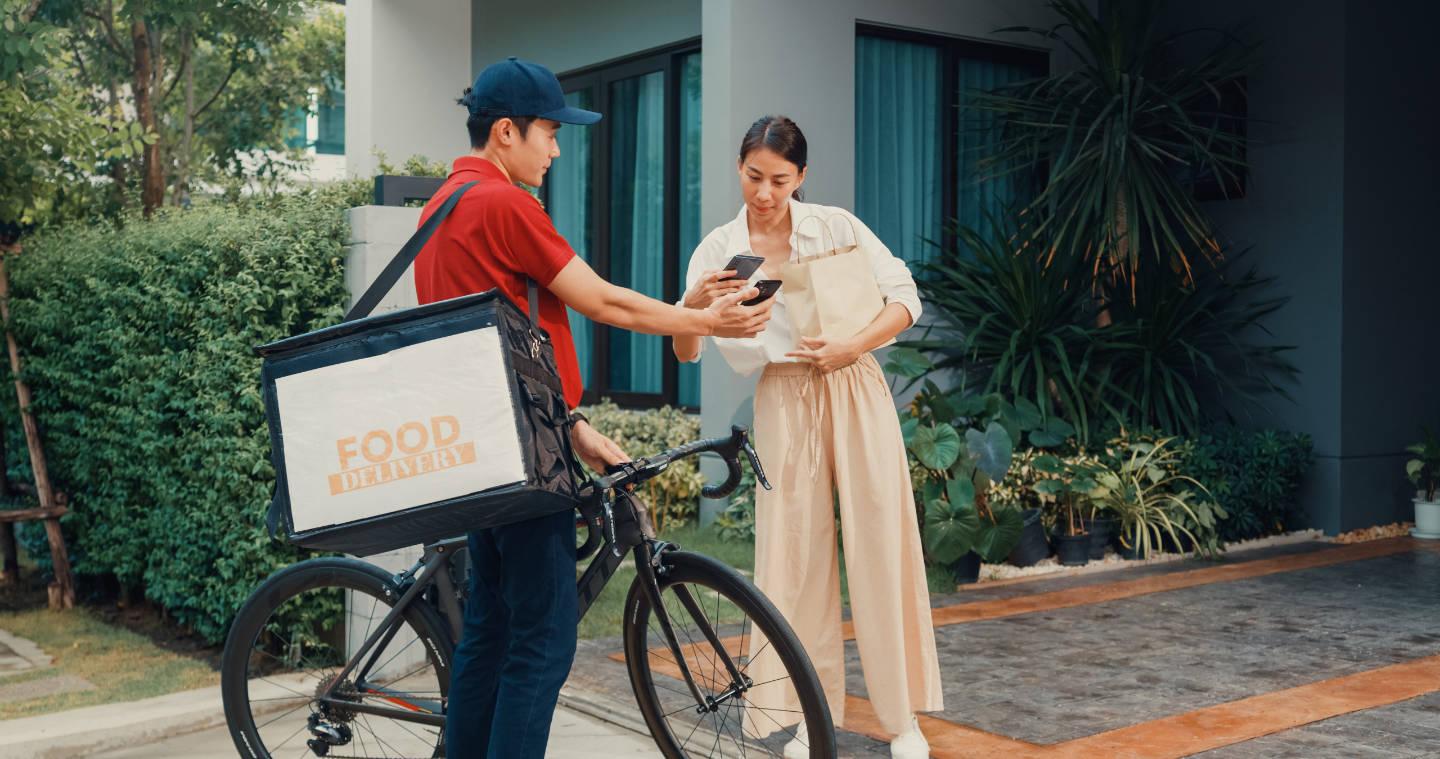 Chủ quán nên bỏ túi kinh nghiệm mở quán ăn online để đáp ứng xu hướng giao món ăn tận nơi