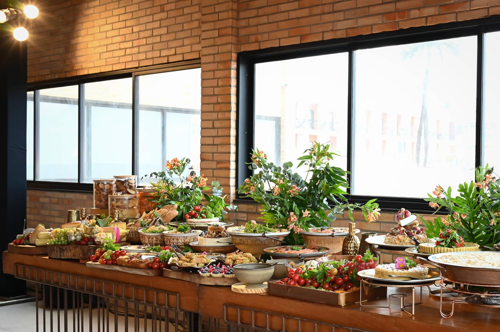 Khéo léo tăng doanh số qua cách xây dựng thực đơn buffet